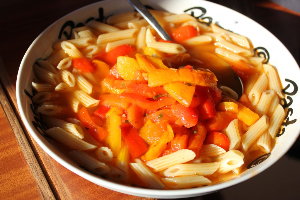 pasta met paprika, gegrilde paprika