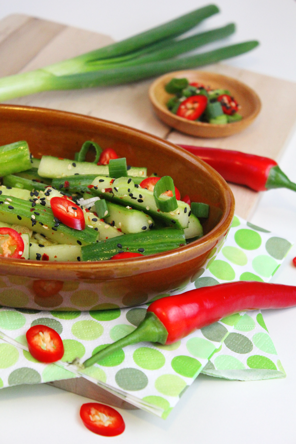 koreaanse komkommersalade, salade komkommer, japanse komkommersalade, zoetzure komkommer