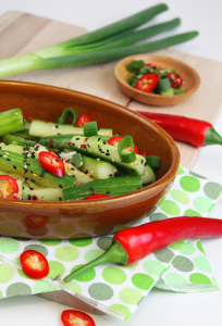 koreaanse komkommersalade, salade komkommer, japanse komkommersalade, zoetzure komkommer